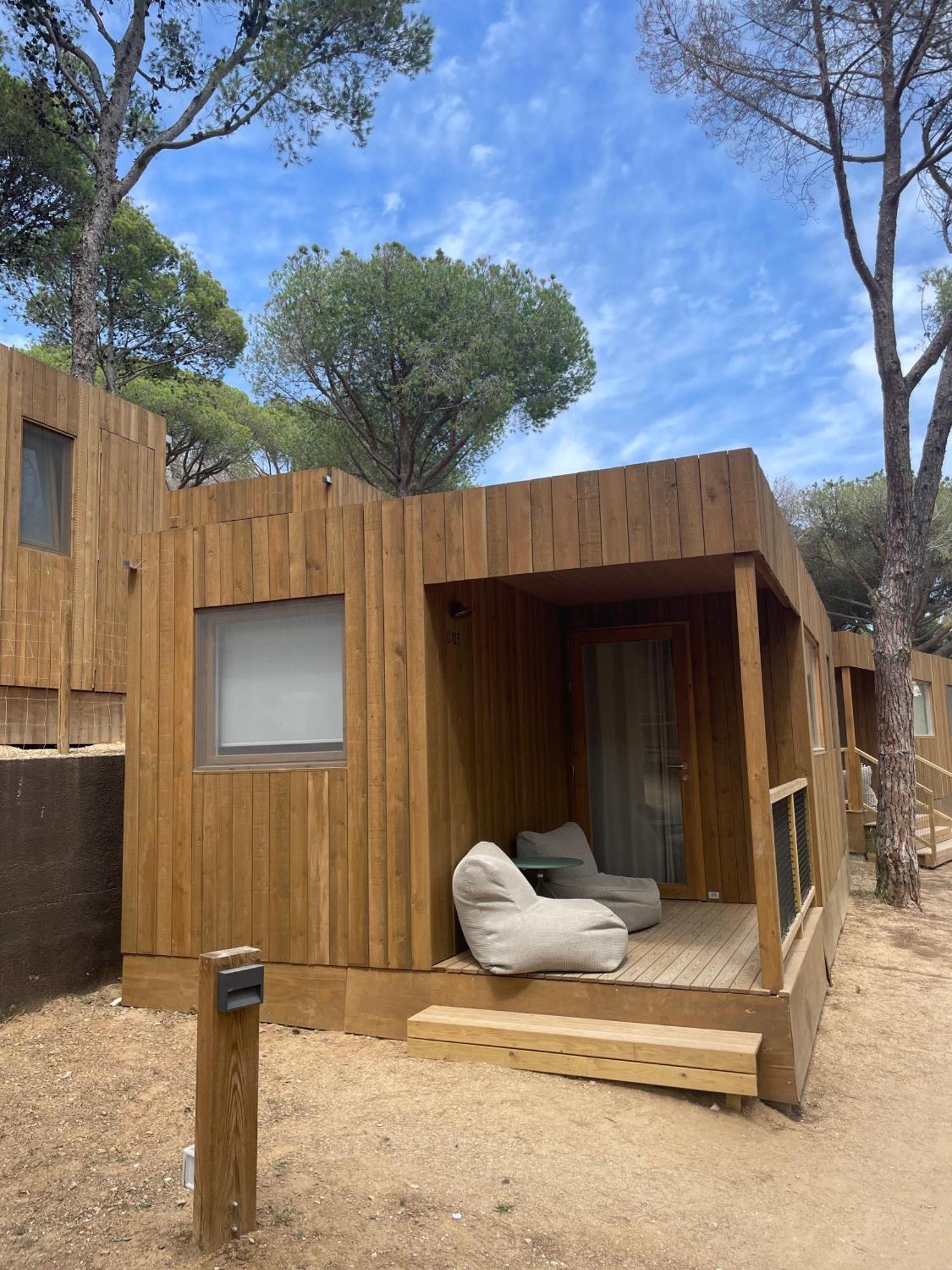 Готель Wecamp Cala Montgo Л'Аскала Екстер'єр фото
